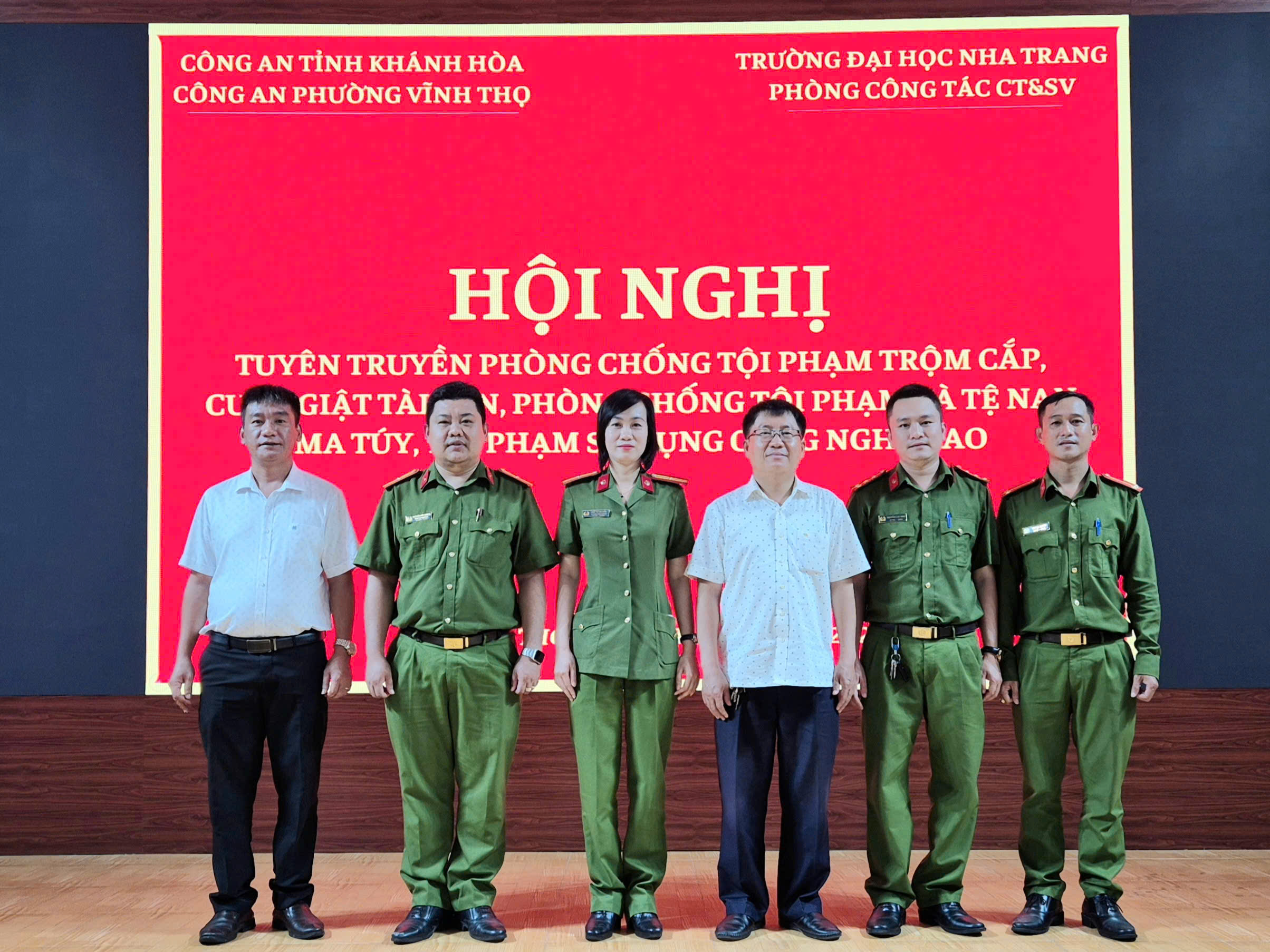 Trường Đại học Nha Trang phối hợp tuyên truyền pháp luật cho sinh viên
