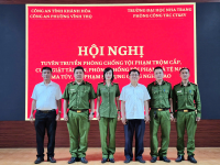Trường Đại học Nha Trang phối hợp tuyên truyền pháp luật cho sinh viên